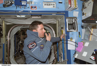 Roberto Vittori a bordo della ISS